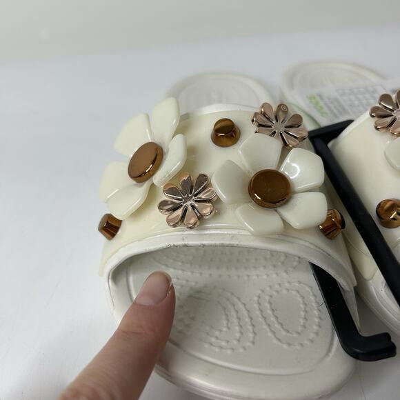 Crocs Women’s Size 4 Sloane Slide Sandal Floral Metallic Blooms - Picture 3 of 7